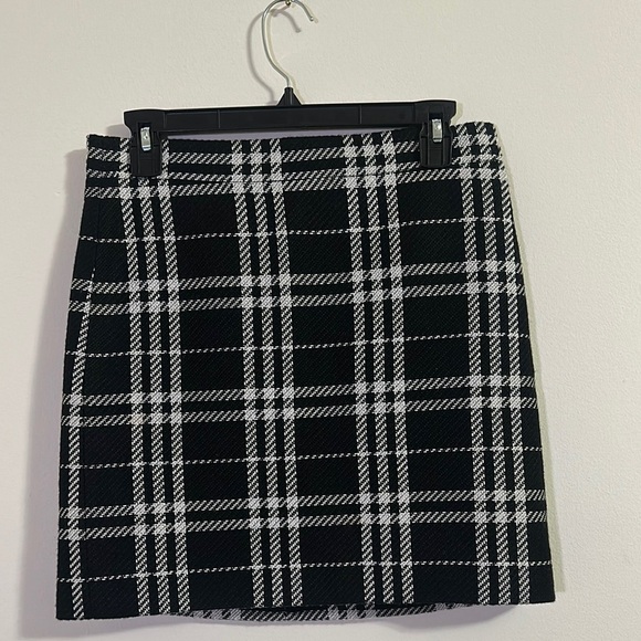 J Crew Plaid MINI Skirt - Picture 1 of 4